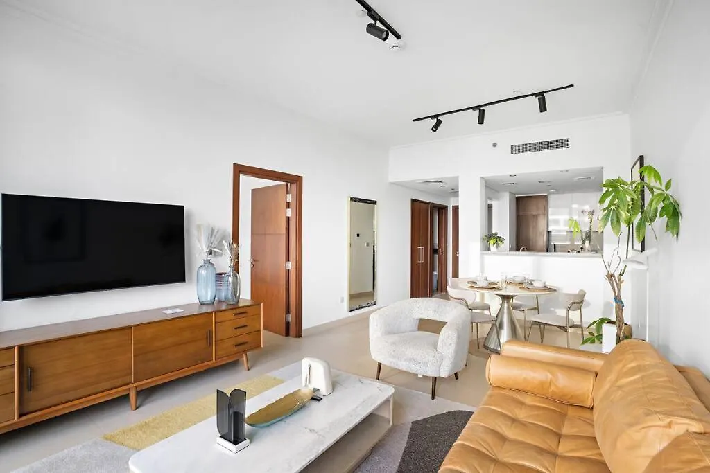 First Class 1Br Iconic Cityscape Haven Dubai