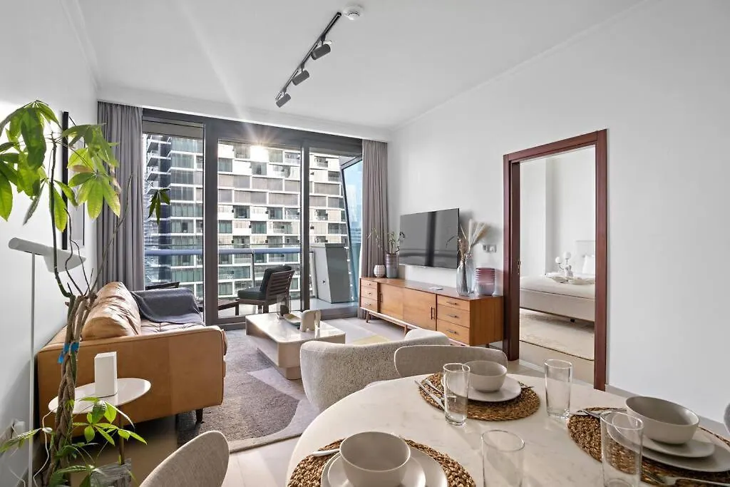 First Class 1Br Iconic Cityscape Haven Dubai